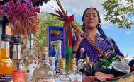 Lila Downs presume el mezcal de Oaxaca y el folclor de la Guelaguetza