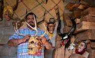 El artesano que dio vida en madera al Tabayuco, esp&iacute;ritu cuidador del monte en la Mixteca de Oaxaca