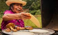 Empanadas, atole o mole. Hongos, secreto culinario de pueblos de la Mixteca de Oaxaca que renace con las lluvias