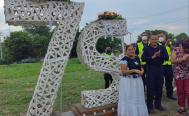 Erigen mujeres de Oaxaca memorial para recordar a v&iacute;ctimas del terremoto 7-S en Juchit&aacute;n