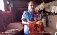Con textiles y f&aacute;brica familiar, en Tlahuitoltepec crean mundos y preservan tradici&oacute;n ayuujk de Oaxaca