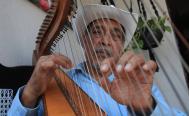 Jaime Y&aacute;&ntilde;ez, un m&uacute;sico, poeta y nahual impulsor de la cultura jarocha en la Cuenca de Oaxaca