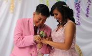 Orgullo LGBTIQ+: Dos comerciantes celebran matrimonio igualitario en Huajuapan de Le&oacute;n, Oaxaca