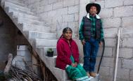 Por &ldquo;superpeso&rdquo;, migrantes de Oaxaca deben trabajar el doble para levantar su patrimonio