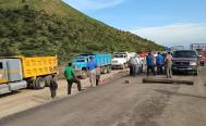 Por da&ntilde;os a caminos, campesinos zapotecos de Oaxaca bloquean obras de L&iacute;nea K del Tren Trans&iacute;stmico