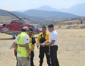 Inician sobrevuelos para atender incendio forestal en San Lucas Quiavin&iacute;, Oaxaca 