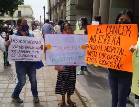 Tras negar desabasto, gobierno de Oaxaca reconoce retraso en entrega de medicamentos en Hospital de la Ni&ntilde;ez