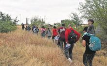 Caravanas de migrantes que cruzan Oaxaca son organizadas por grupos delincuenciales, acusa Solalinde