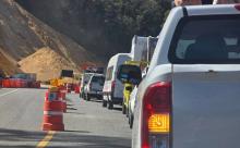 Los Coatlánes desmienten al secretario de Gobierno; por segundo día bloquean carretera Oaxaca-Puerto