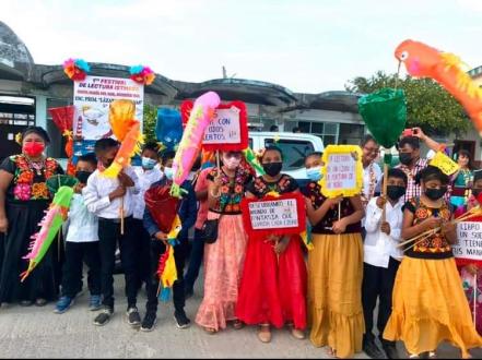 Por vocación y voluntad, maestros de Oaxaca promueven la lectura en las  comunidades más lejanas | Oaxaca